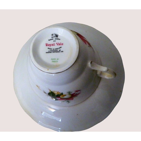 Vintage Royal Vale Bone China Tea Cup Saucer Set 7627 Pink Bell Flower Gold Trim - Picture 13 of 14